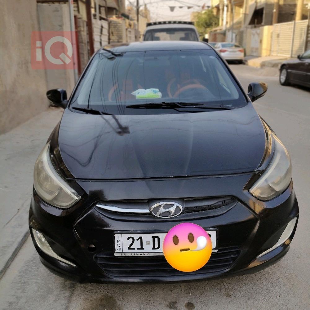 هیوندای ئەکسنت هاچباک